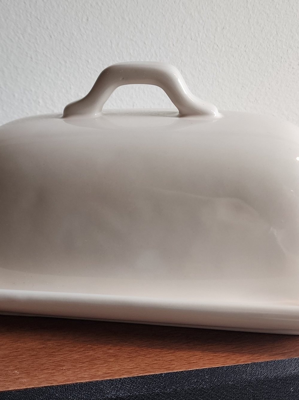 Rae Dunn Cream Ceramic "SOFTEN UP" Butter Dish - Picture 2 of 4